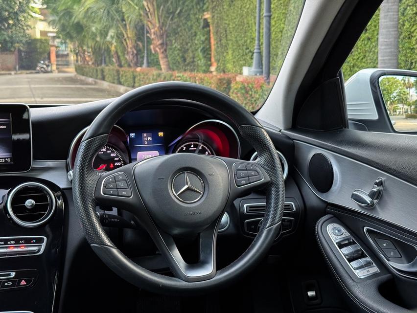 รหัสรถ AVA6292 📌 Benz C200 AMG เบนซินล้วน w205 ปี 2016  8