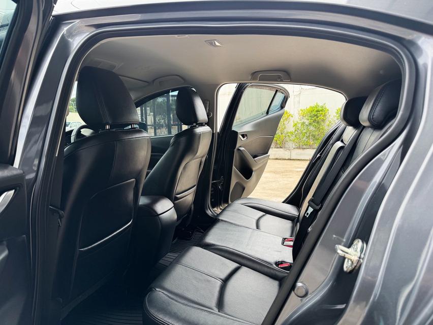 รหัสรถ AVA7370 🦀 Mazda3 Sport Hatchback 2.0 Skyactive 2.0 S  ปี 2018  11