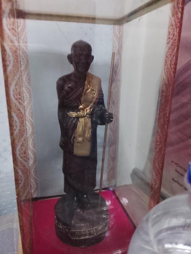 พระบูชาหลวงปู่ศุขสูง17นิ้วพร้อมกรอบ รูปที่ 1