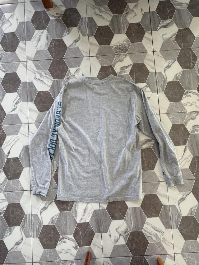 เสื้อผ้ามือสอง Jansporn Size : M อก 42 ยาว 29 รูปที่ 5