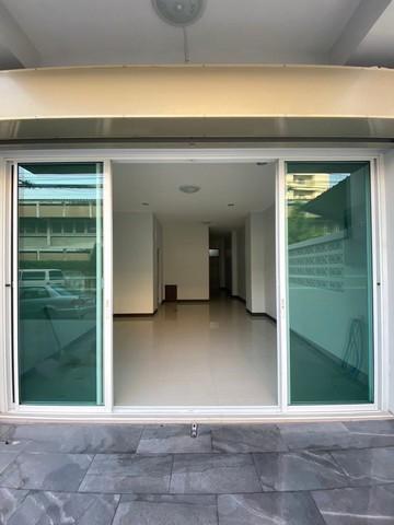 บ้านให้เช่า3 ชั้น ห้วยขวาง 3ห้องนอน ประชาราษฎร์บำเพ็ญซอย 9 ใกล้7-11 และMrt ห้วยขวาง 2