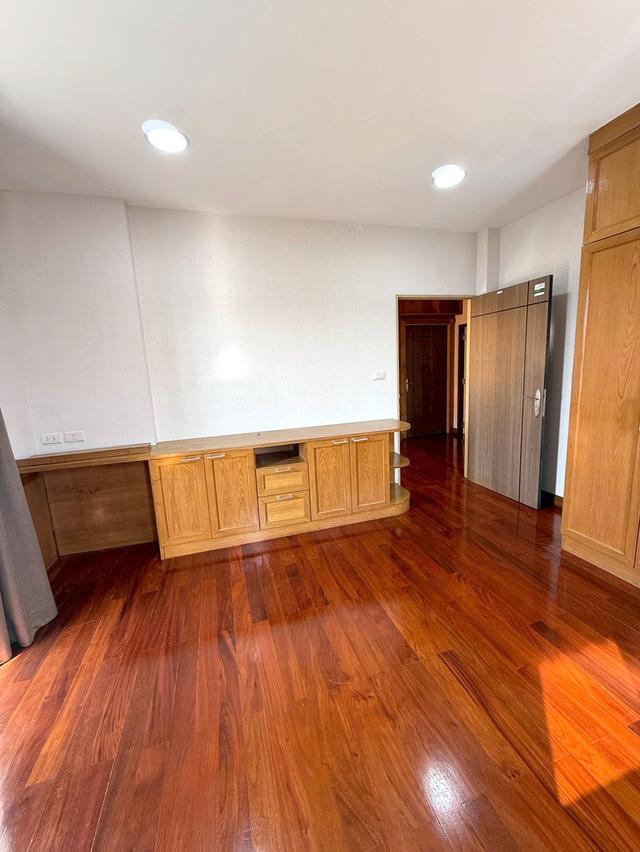 ขายบ้านหรู เสนาเเกรนด์โฮม รังสิต - ติวานนท์ (หลักหก) มีสระน้ำ 14