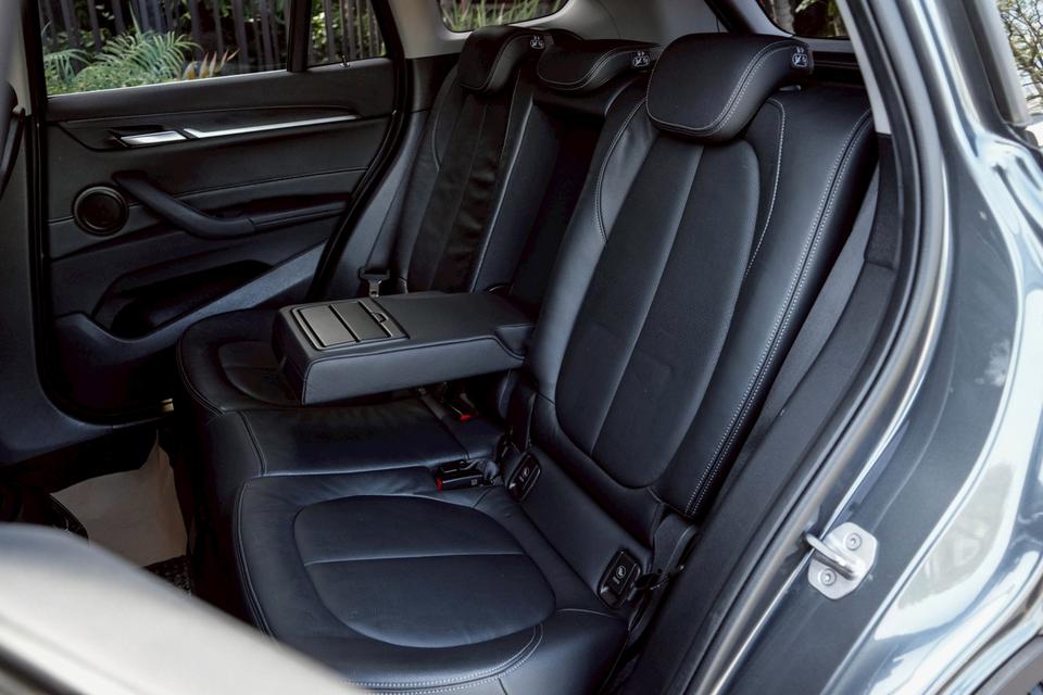 รหัสรถ CBL365 BMW X1 2.0 sDrive20d xLine F48 AT 2022 14