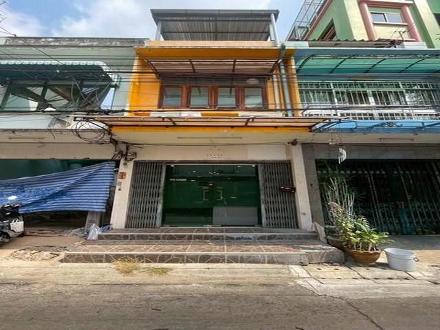ให้เช่า ตึกแถว 2 ชั้น ซอยวัดตรีทศเทพ ถนนประชาธิปไตย ถนนวิสุทธิกษัตริย์ ทำเลใจกลางเมือง 1