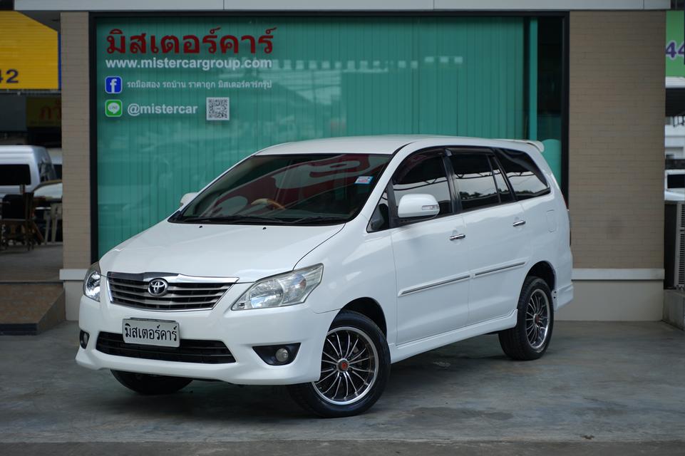 2012 TOYOTA INNOVA 2.0 V  1
