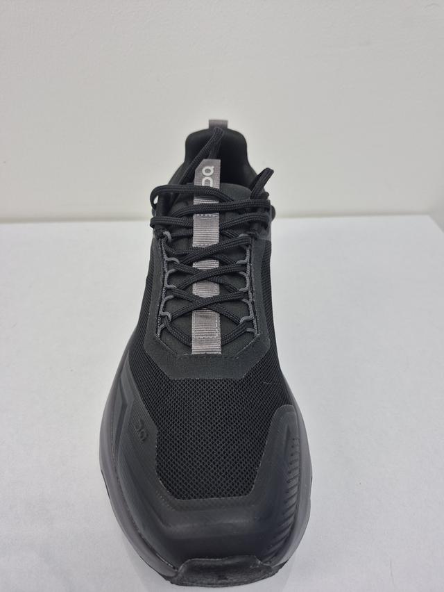 On Cloudmonster สีขาวใส่ลอง1ครั้ง On Cloudnova Xสีดำยังไม่เคยใส่