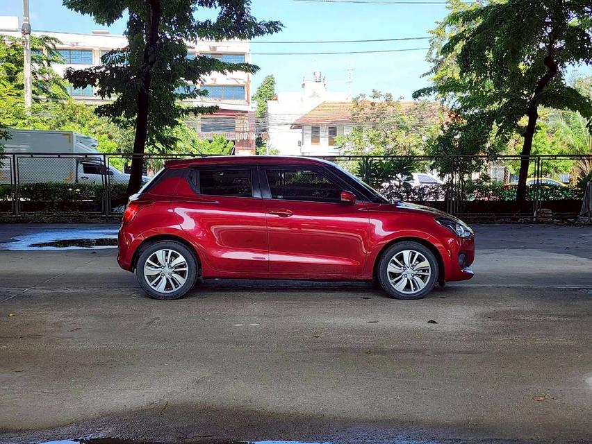 ขายรถ Suzuki Swift 1.2GLX Hatchback ปี 2022 สีแดง เกียร์ออโต้ 8