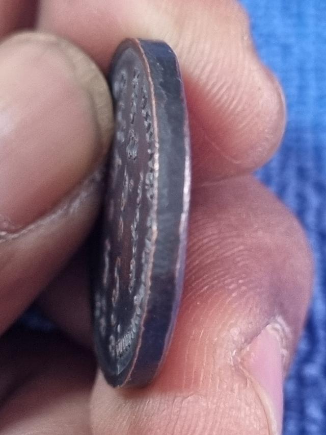 เหรียญอาจารย์ฝั้นรุ่นแรก ปี ๒๕๐๗ 3