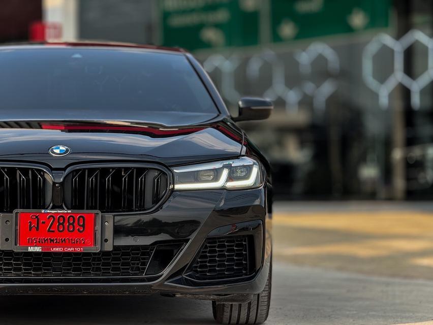 รหัสรถ MCA2889 2022 BMW 530e M-SORT LOOK Plug-in Hybrid G30