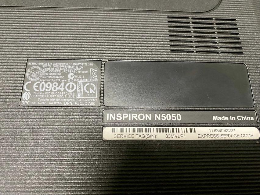 DELL Inspiron 15 (n5050) Intel Core i3 i3-2350M 39.6 ซม. (15.6 นิ้ว) 6 GB DDR3-SDRAM 500 GB HDD ซอฟต์แวร์ระบบปฏิบัติการ win 10 2