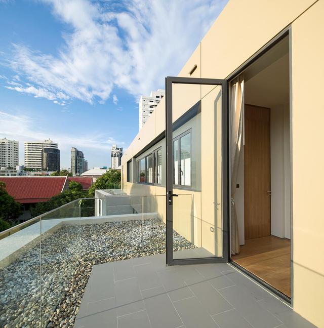 Sale Town House luxury with tenant special price for sale now Ekkamai 4