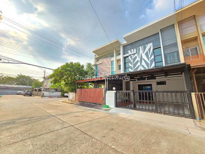 หมู่บ้าน ไอดีไซน์ วงแหวน-รามอินทรา 2