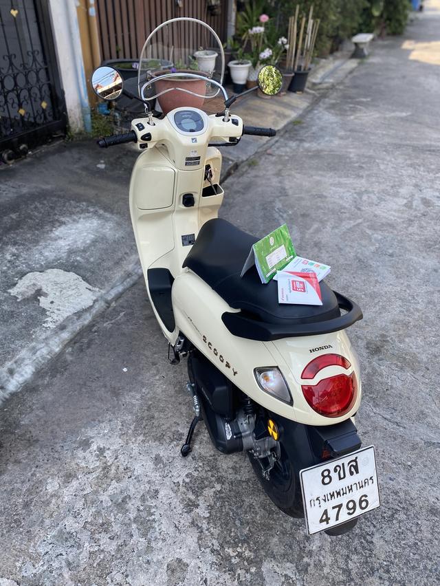 Scoopy โฉมล่าสุด รถปีเดียว น้องๆป้ายแดง ครับ รูปที่ 4