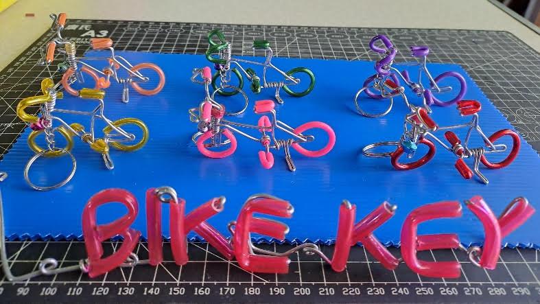 วรรณรัตน์ Model ลวดดัด รูปที่ 13