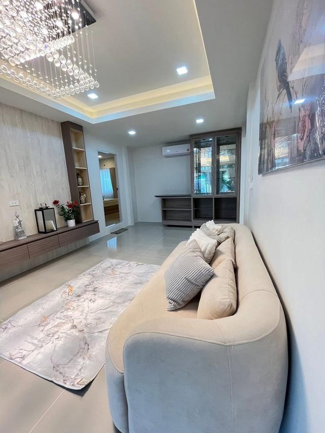 🏡 บ้านเดี่ยวรีโนเวทใหม่ แปลงมุม | หมู่บ้านพัทยารุ่งเรือง บ้านที่คนมองหา “พื้นที่เยอะ เป็นส่วนตัว และคุ้มราคา” หลังนี้คือคำตอบค่ะ 🤍  🔥 ลดแรง จาก 4.1 3