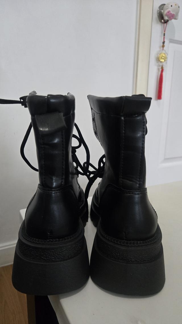 รองเท้าบูทมาร์ติน เบอร์38 2