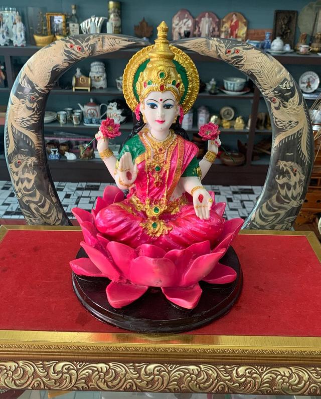รูปปั้นพระแม่ เนื้อเรซิน 5