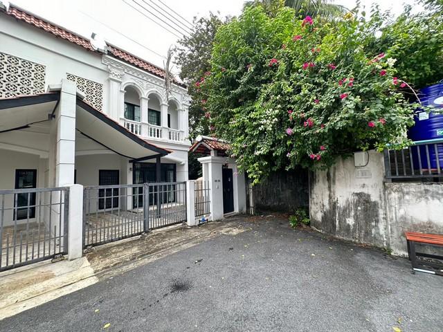 For Rent : Town home near Super Cheap Market, 3 Bedroom 3 Bathroom 2