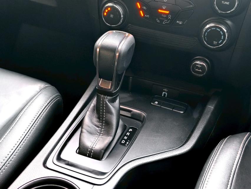 Ford Ranger 2.2XLT 4ประตู A/T ปี 2022 14