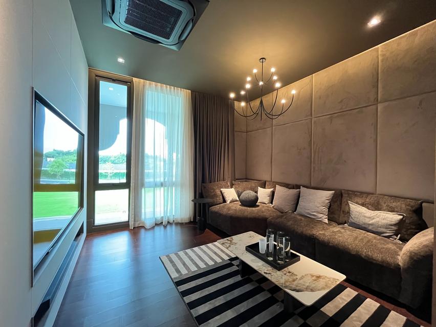 Grand Bangkok Boulevard ราชพฤกษ์–พรานนก บ้านหรูหลังมุม 39.8 ล้าน | 575 ตร.ม. 12