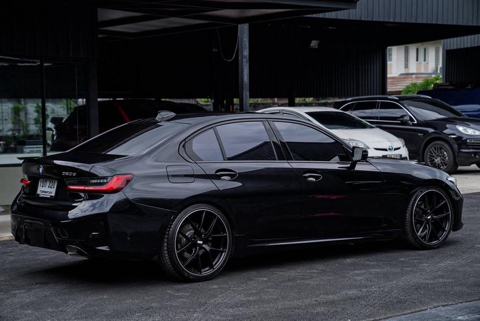 (แจ้งรหัสรถ 67GG320) BMW 320d MSport LCi Look  G20 2021 รูปที่ 6