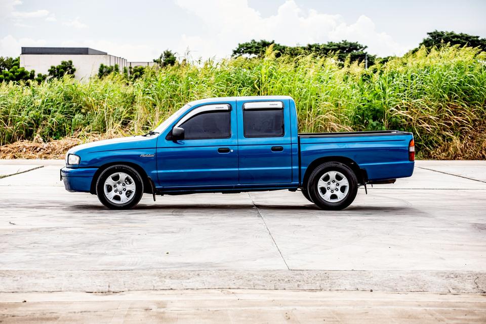MAZDA Fighter 2.5 ดีเซล 4 ประตู ปี 2001 สีฟ้า สวยสภาพดี 7
