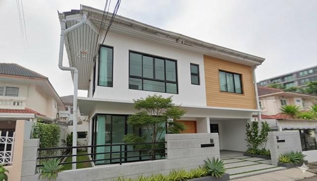 ให้เช่า บ้านเดี่ยว 2 ชั้น รีโนเวทใหม่ 260 ตร.ม. 65 ตร.วา.MRT โชคชัย 4 3.1 กม.5นอน นาคนิวาส40-48 1