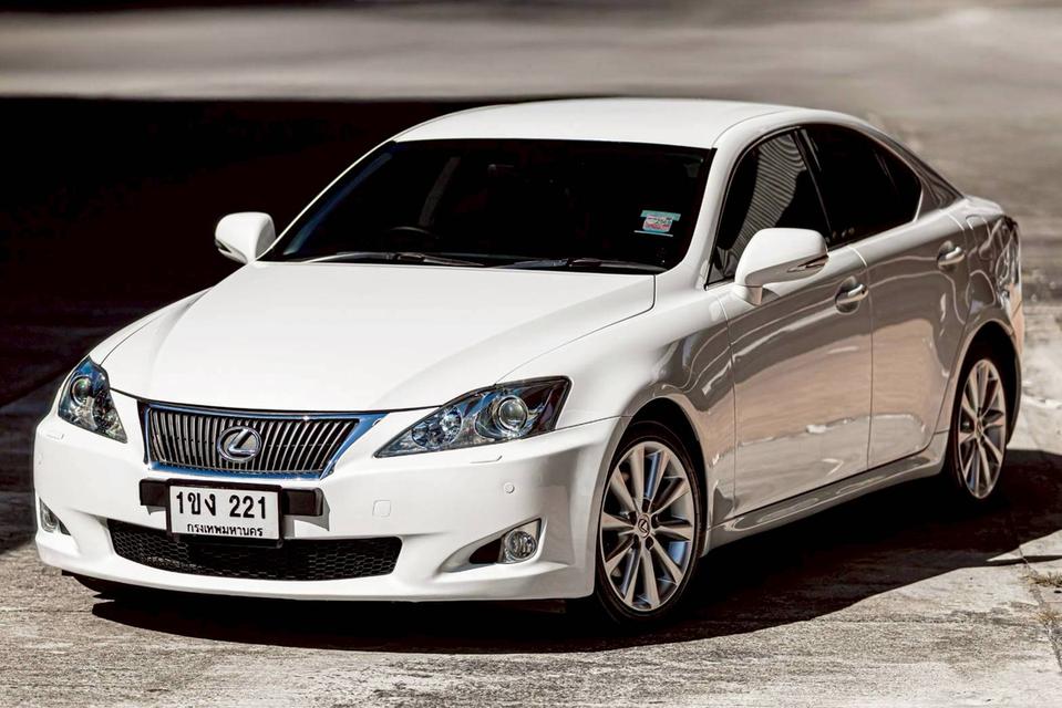 รหัสรถ PR221 Lexus IS 250 Premium Package Minorchange (2012)