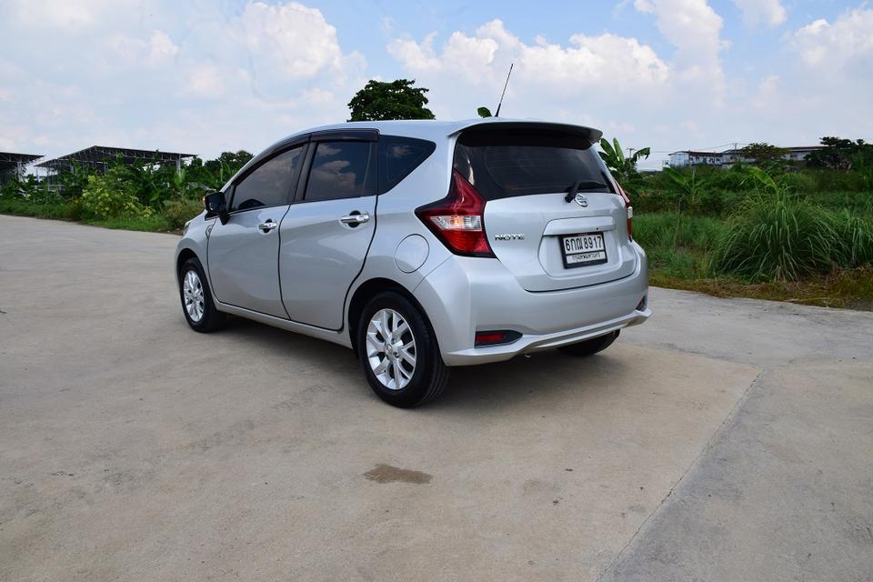 ตัวท็อปรถบ้านมือเดียว ฟรีดาวน์ NISSAN NOTE 1.2VLปี17 เกียร์ออโต้ พุตสต๊าท กุญแจคีเรท 2ชุดเบาะหนังแท้แอร์จอ ขับดีมากประหยัดน้ำมัน กล้อง360โทร0957401229 รูปที่ 16