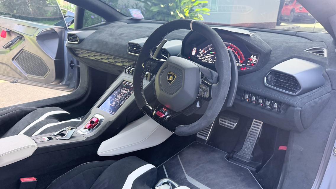 Lamborghini huracan STO รูปที่ 16