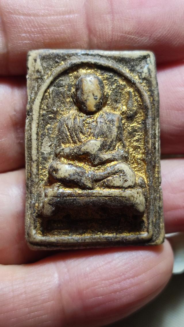 พระเก่า พระบ้าน นิยมเล่นหา รูปที่ 2