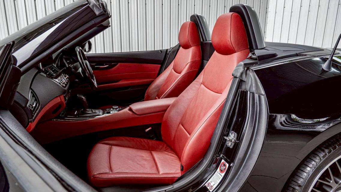 BMW Z4, 2.5 sDrive23i RHD รูปที่ 14