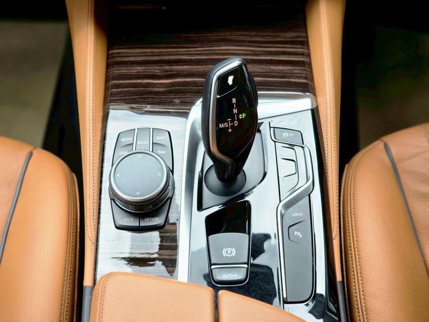 รหัสรถ BAC1922 🚘 BMW 530e Luxury Plug-in Hybrid (G30) ปี 2017 14