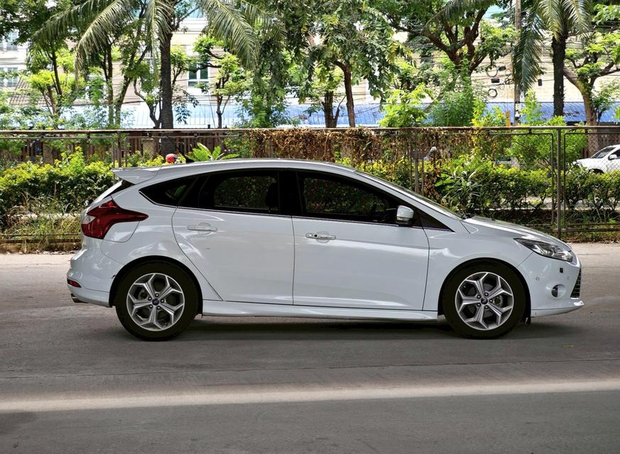 Ford Focus 2.0 Hatchback AT ปี 2014