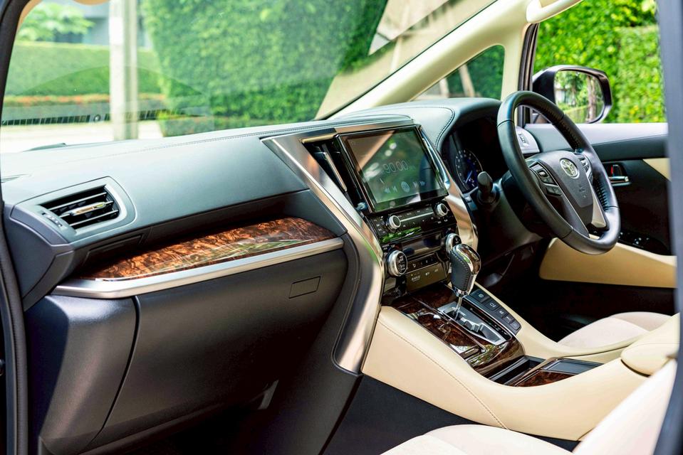 รหัสรถ NP7655 TOYOTA VELLFIRE 2.5HYBRID X E-FOUR 2019 12