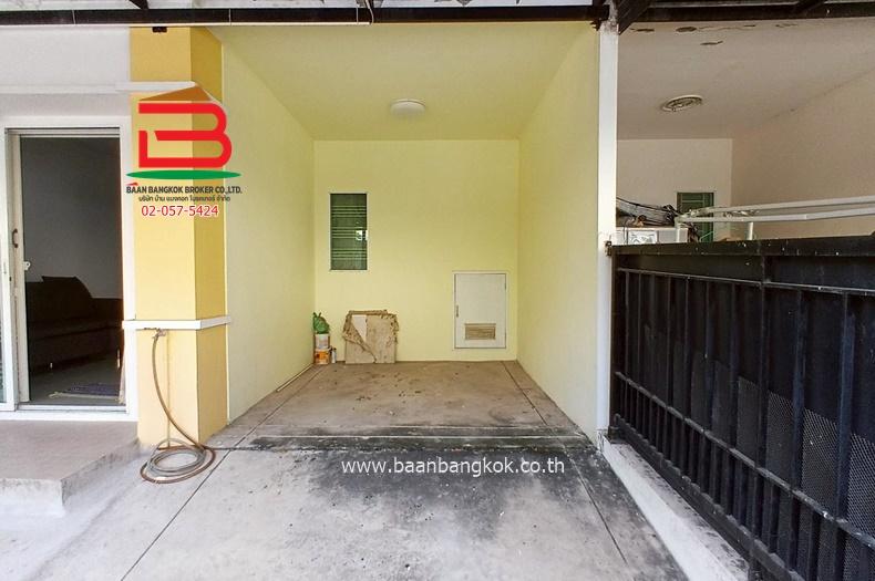 ทาวน์เฮาส์ หมู่บ้าน พฤกษาวิลล์ วงแหวน-พระราม 2 (ใกล้เซนทรัลพระราม 2) เนื้อที่ 17.5 ตรว. ถนนพระราม 2 แขวงแสมดำ เขตบางขุนเทียน 5