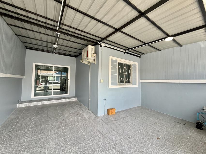 หมู่บ้านภัทรารมย์3  ลาดหลุมแก้ว 4
