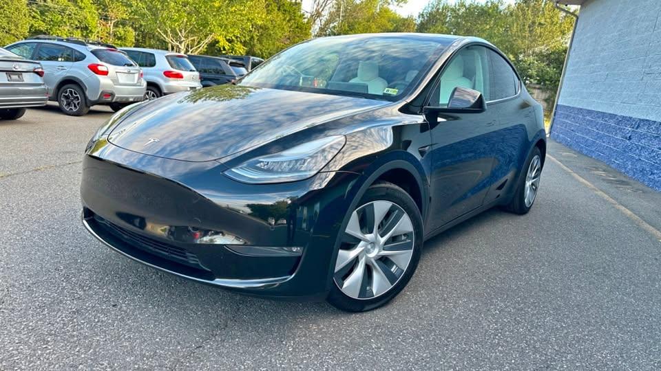 Tesla Model Y รถไฟฟ้ามือสอง สภาพสวยมาก