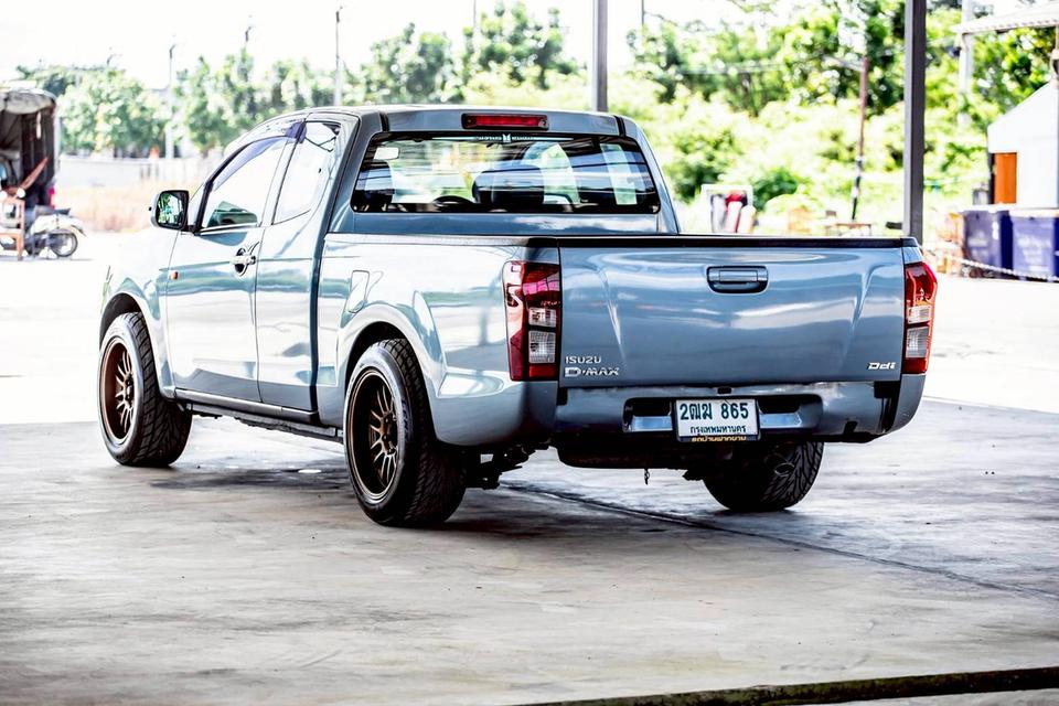 Isuzu D-Max Space Cab 2.5L ดีเซล ปี 2013 สีเทา เกียร์ธรรดา  7