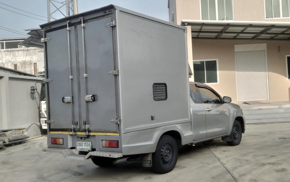 Toyota Hilux Revo Smart Cab รุ่น 2.4 J Plus Z Edition ปี 2020