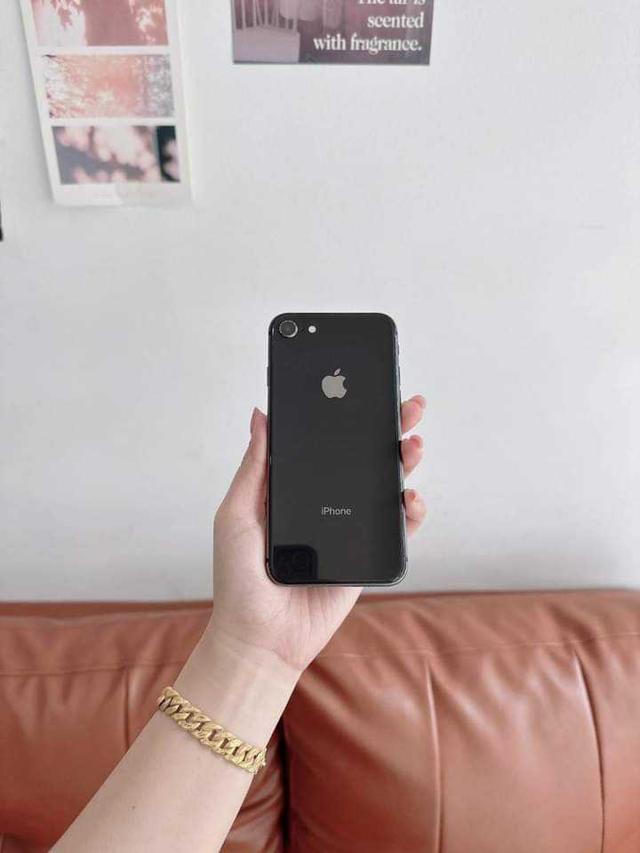 ไอโฟน 8 สีดำ