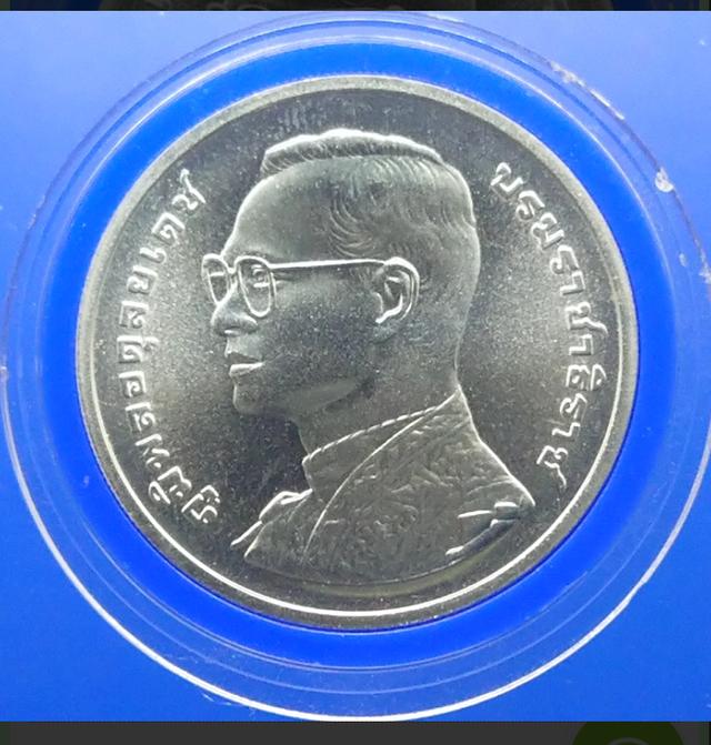 เหรียญร.9ทีระลึกเนื้อเงิน