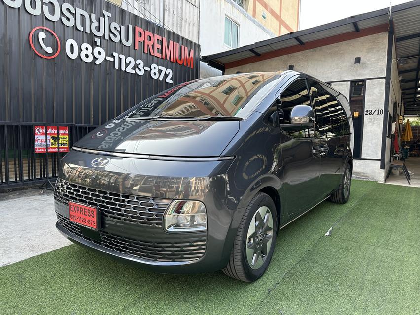 HYUNDAI STARIA 2.2 SEL จดทะเบียนปี 2022