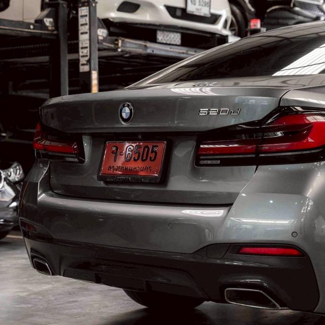 รหัสรถ 67GG6505 " BMW 520d G30 (LCI)แท้ๆ 2025