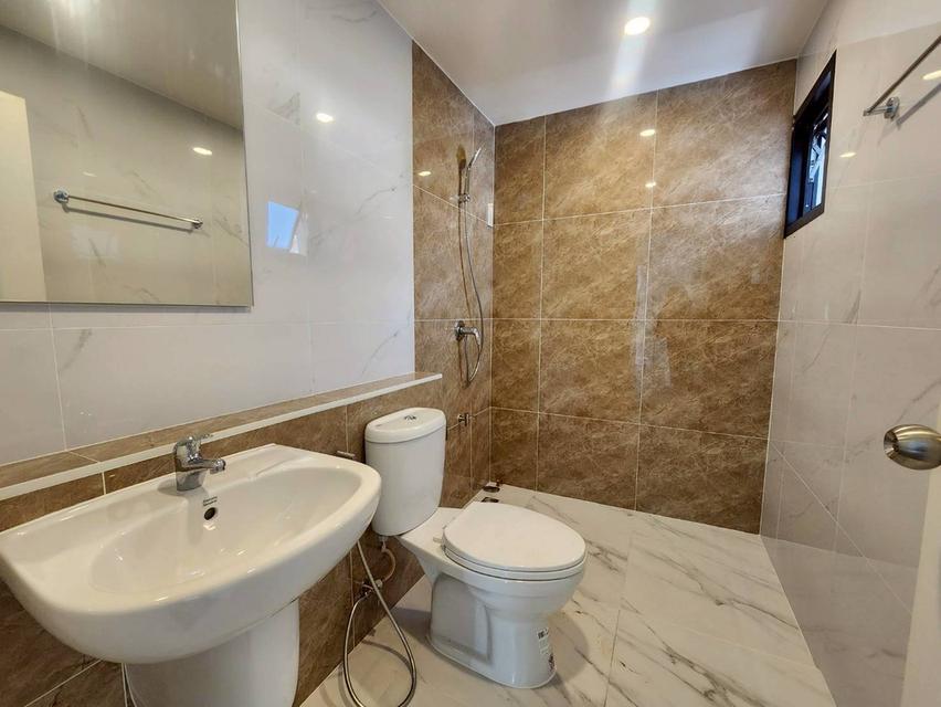 ขายบ้านเดี่ยวมือสองตกแต่งใหม่ โครงการ ธนาสิริ รัตนาธิเบศร์ (Thanasiri Rattanathibet) ใกล้รถไฟฟ้าสายสีม่วงสถานีบางพลู 18