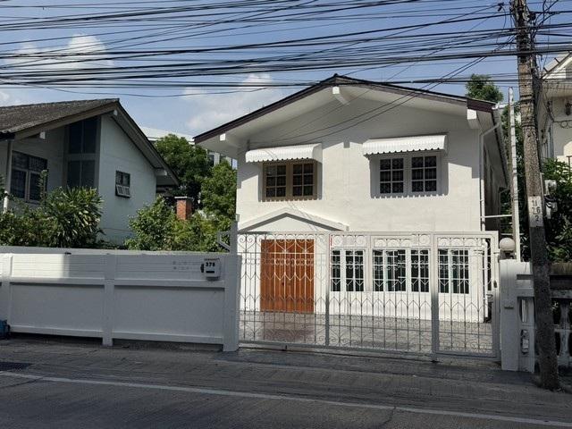 P537 ให้เช่าบ้านเดี่ยว 2 ชั้น ติดถนนใหญ่ลาซาล สุขุมวิท 105 ใกล้ BTS แบริ่ง เหมาะทำธุรกิจ 2