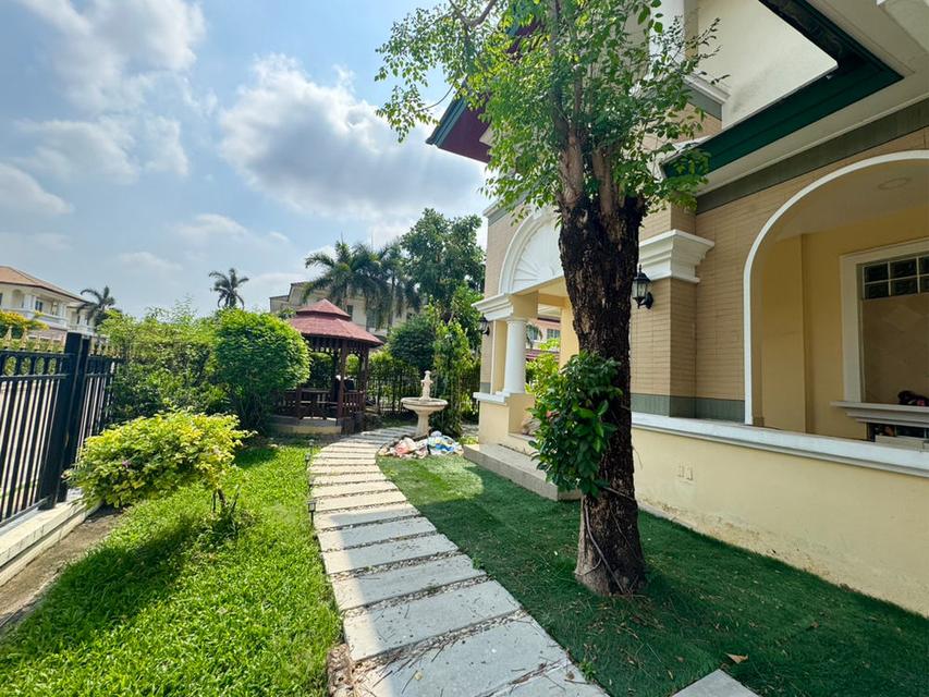 โครงการ ลดาวัลย์ สุขุมวิท 103 บ้านหลังมุม 100 ตารางวา 4 นอน 3 น้ำ ทิศเหนือ ใกล้สวนหลวง ร.9 2