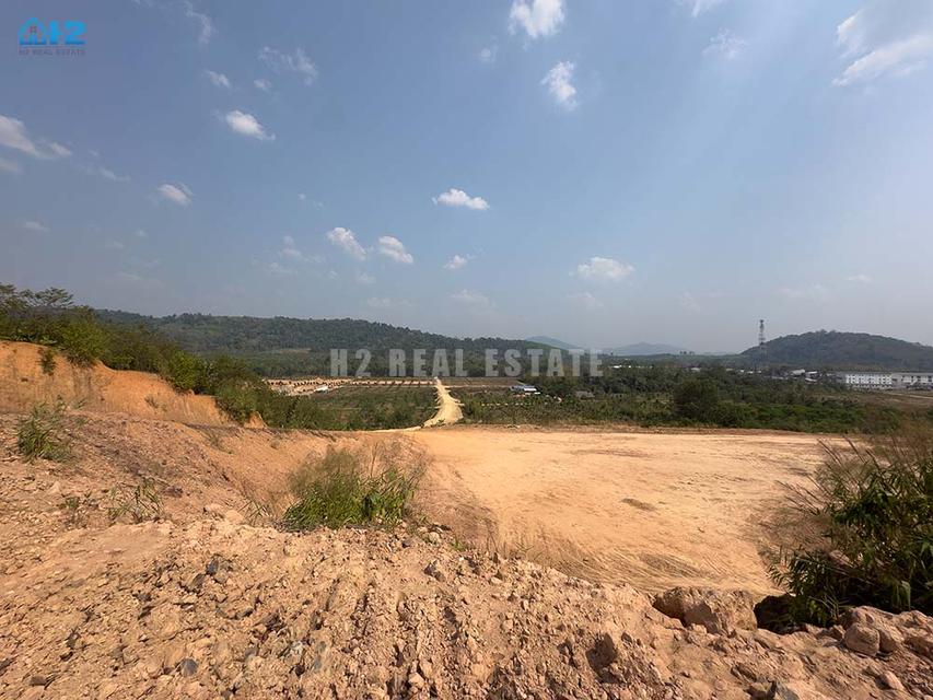 ขายที่ดินจันทบุรีสวยมากๆ  ที่ดินขนาด 70 ไร่ ติดถนนใหญ่ 13