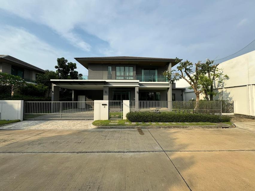 ขายบ้านเดี่ยว เศรษฐสิริ ปิ่นเกล้า-กาญจนาฯ ที่ดิน 101 ตร.วา - พื้นที่ใช้สอยกว่า 330 ตร.ม. - 5 ห้องนอน 8