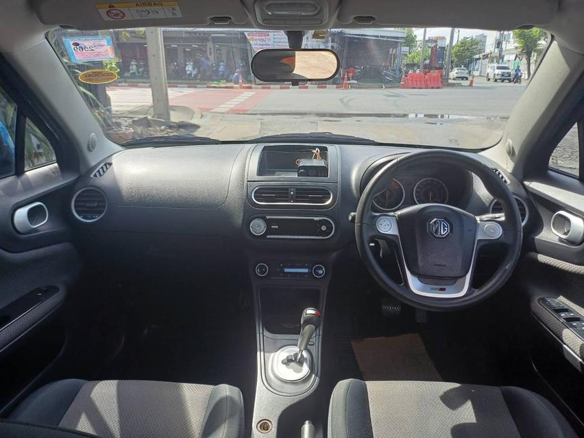 ปี2016 MG 3 BLUE SKY AUTO รอง TOP มือเดียว